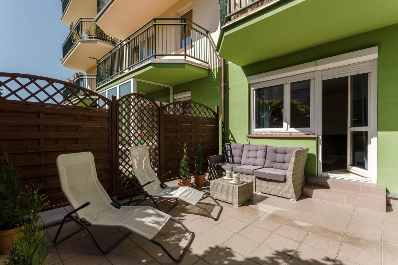 Chill Apartments Kabaty Family Варшава Экстерьер фото